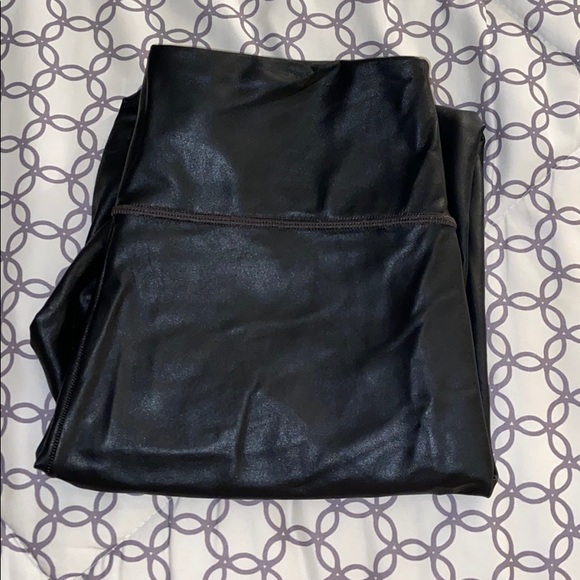 Athleta Pants - Athleta Shiny Legging!